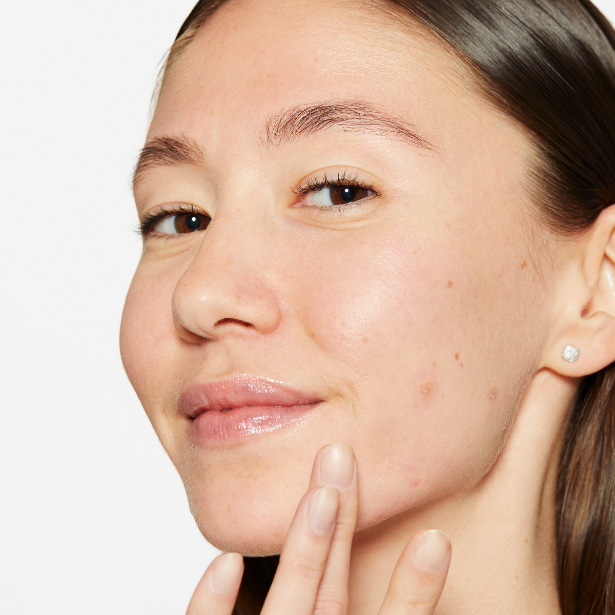 BreakoutBioticMoisturizer-model