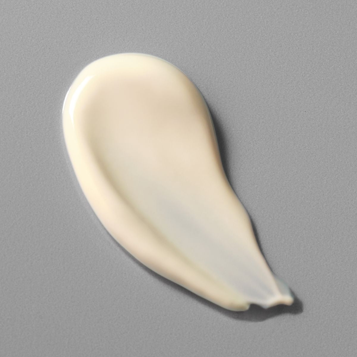 Biolumin-C Heat Aging Protector SPF50 - texture